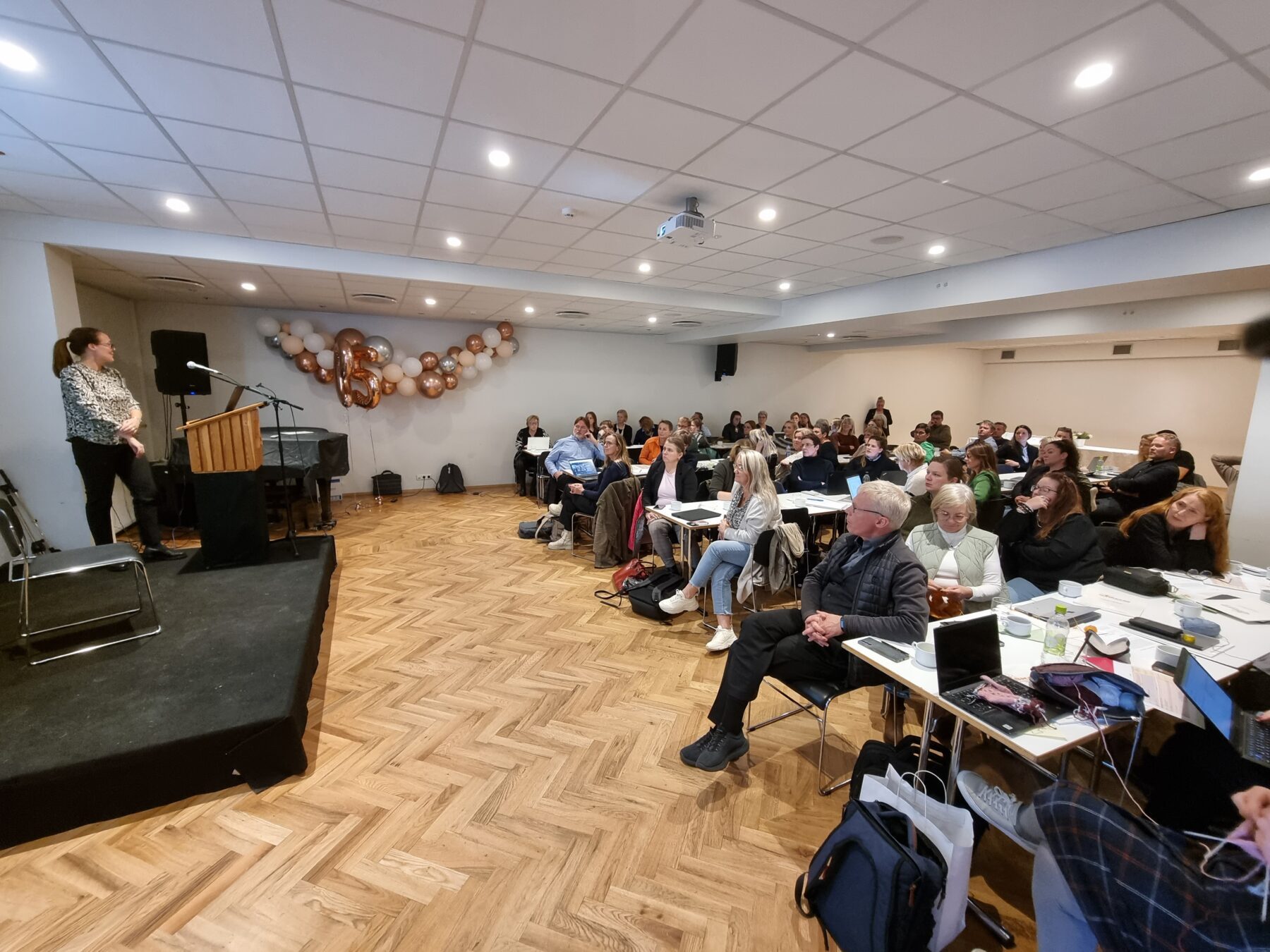 Haustfundur Símenntar - Samtaka fræðslu- og símenntunarmiðstöðva á Íslandi, er fram fór dagana 19. og 20. september 2023 í Vestmannaeyjum.
